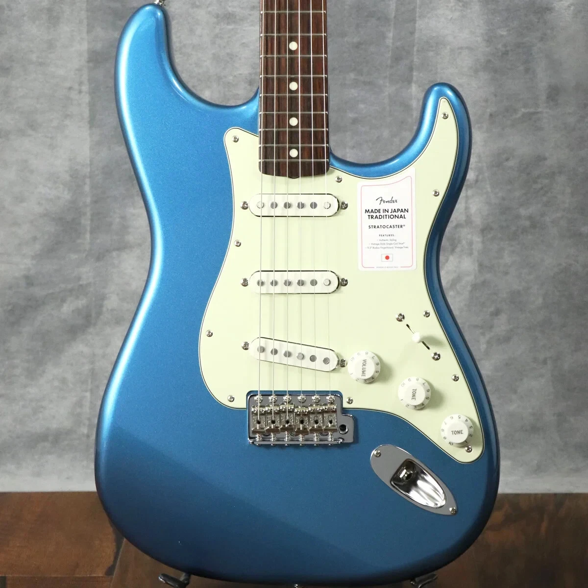 Fender / Made in Japan Traditional 60s Stratocaster Lake Placid