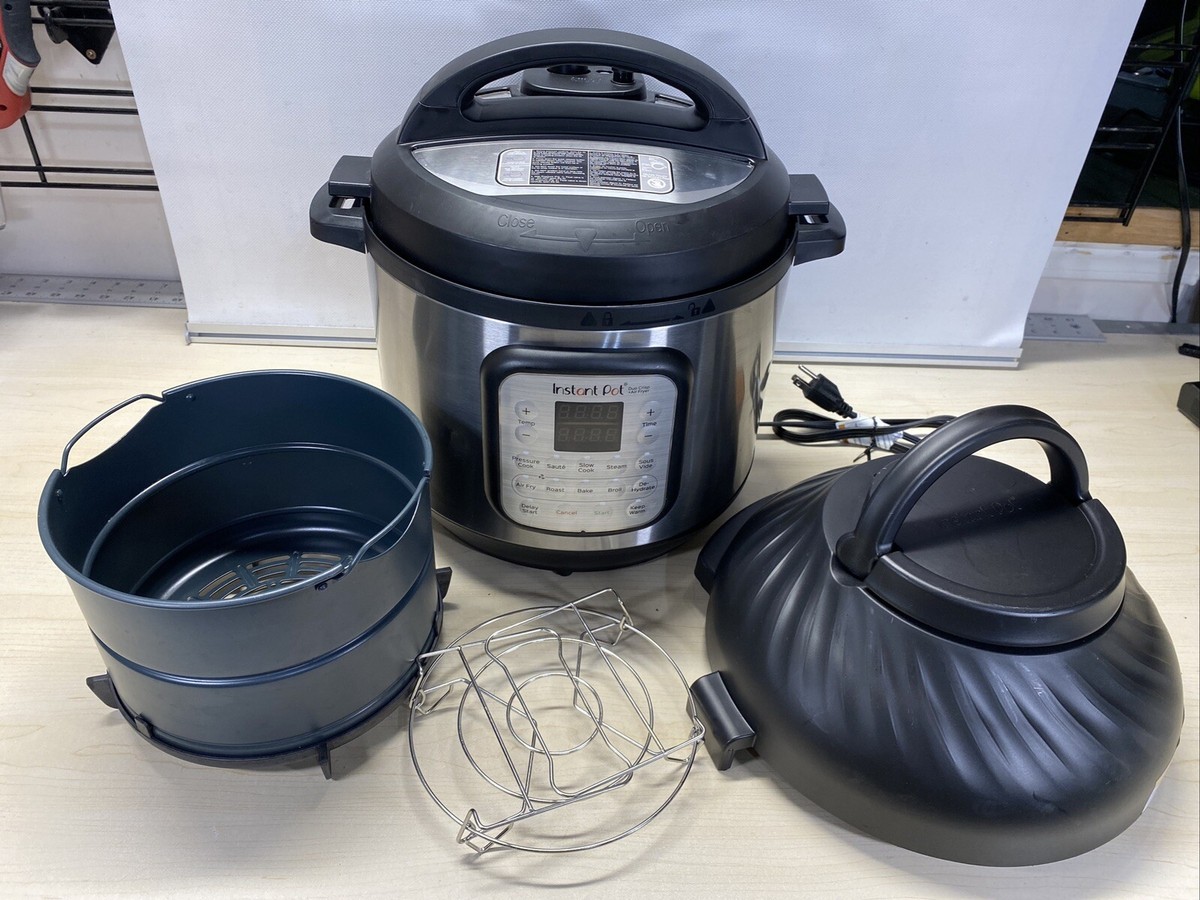 Instant Pot Duo Crisp AF8 Air Fryer Multi-Use Qt Pressure Cooker Crockpot