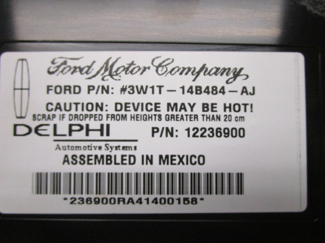 2003 - 2004 LINCOLN TOWN CAR CARTIER RADIO AMPLIFIER OEM # 3W1T-14B484-AJ