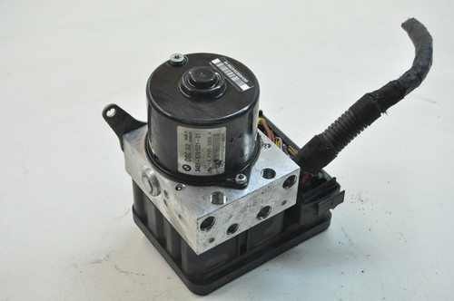 BMW 3 E91 320i 2007 RHD ABS Pumpensteuerung Moduleinheit 6777159 10863549