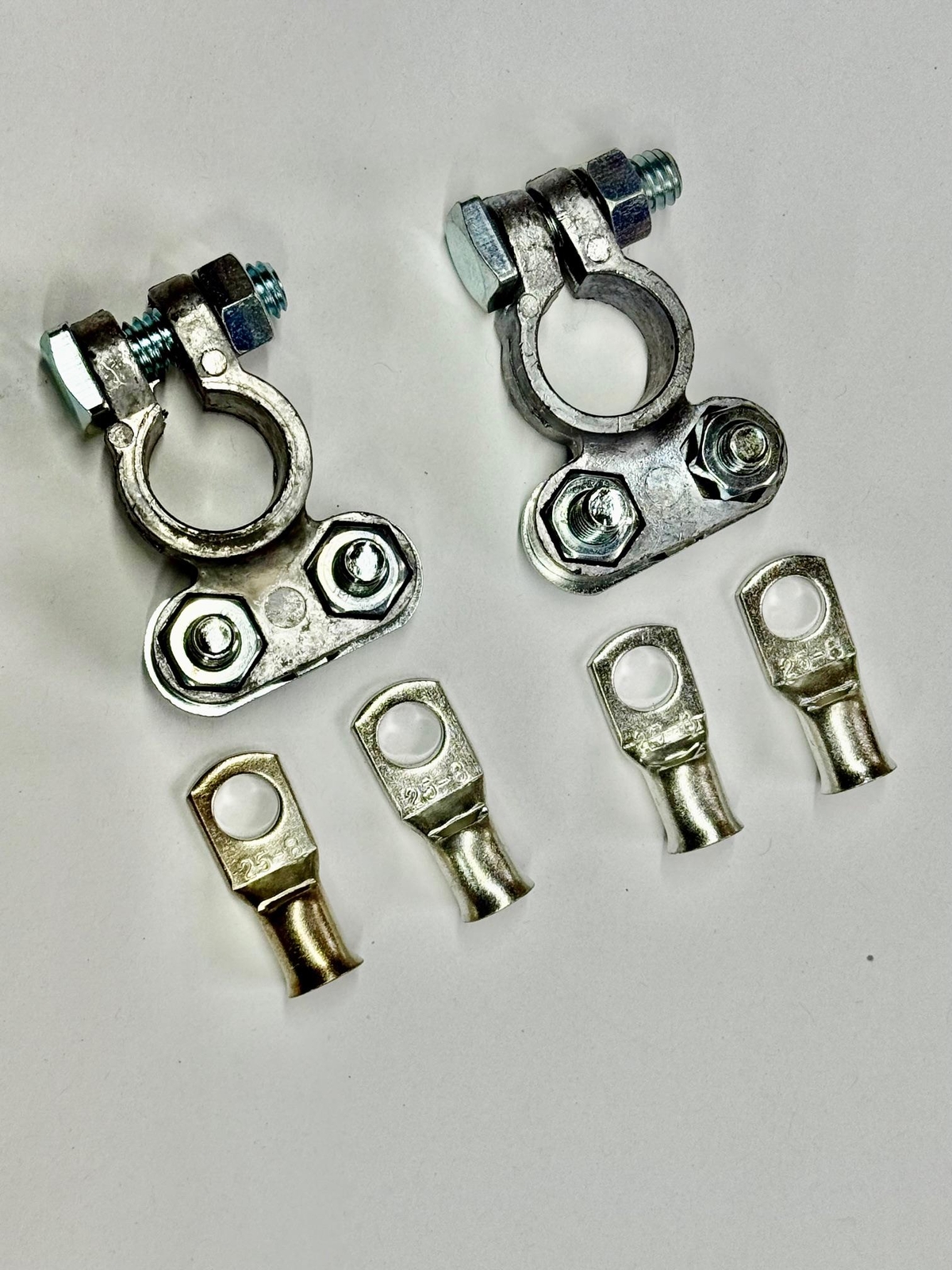 2 x Classic Kit Car Van Battery Terminals Clamps + - 12v & 4x16mm Ring Posts
