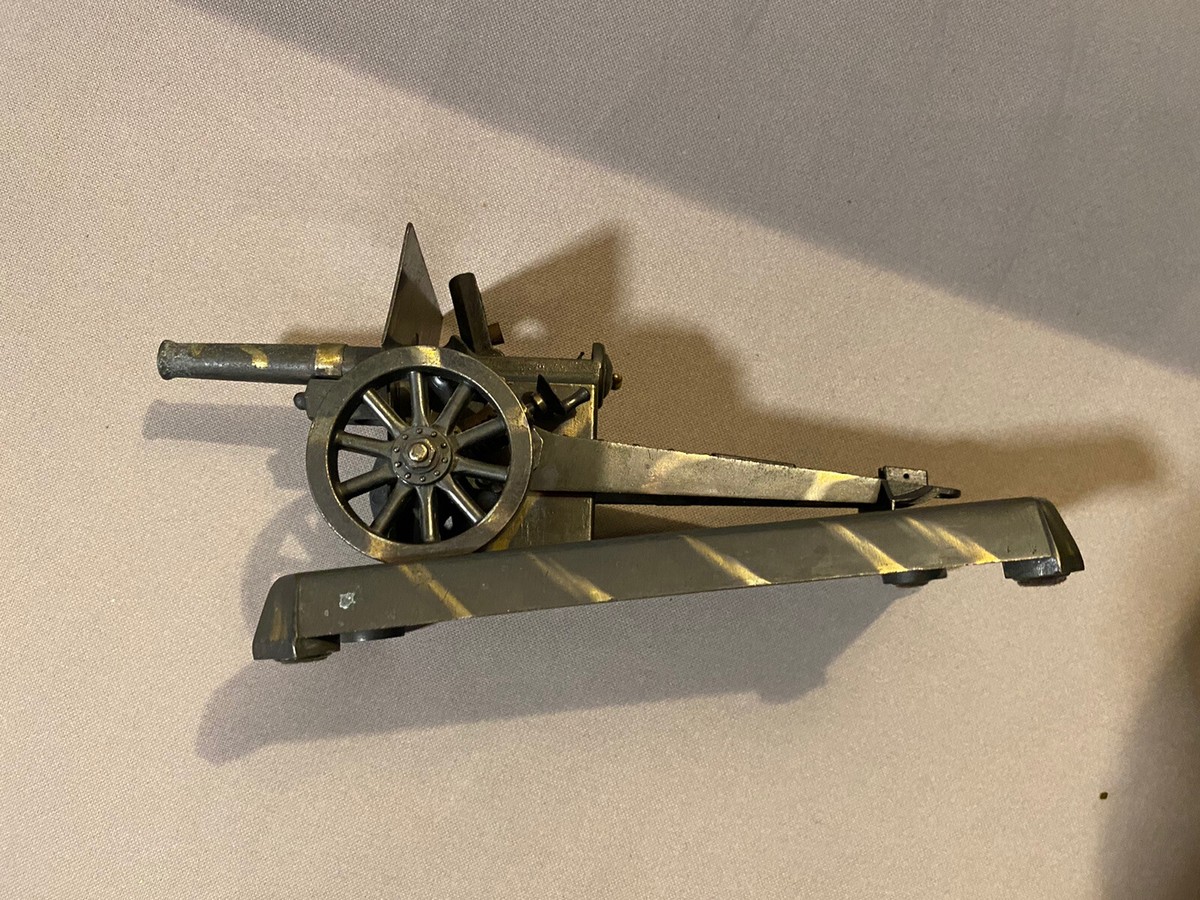Rare 1940s Demley 1897/75 mm Cannon Table Lighter in Great Working