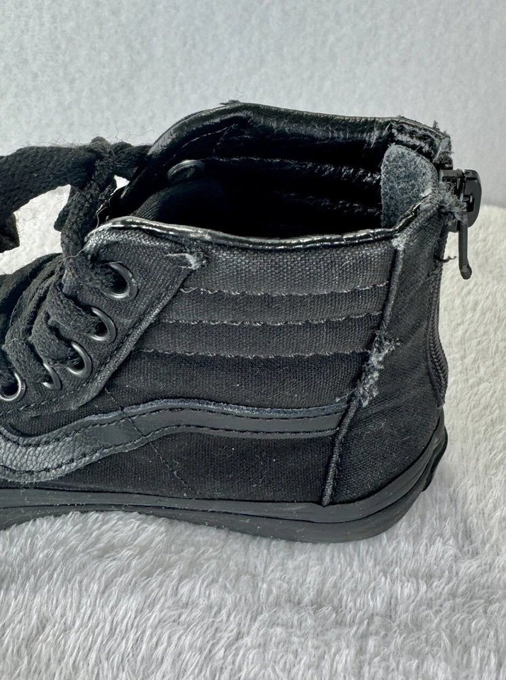 Vans Sk8 Zapatos con Cremallera Alta Niños Talla 13.5 Tenis Triple Negro Juvenil Patinador Alto Foto 3 de 4