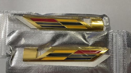 NEW 2X For Cadillac CTS STS XLR V Emblem Fender Trunk Badge BLACK/SILVER/gold - Picture 13 of 13