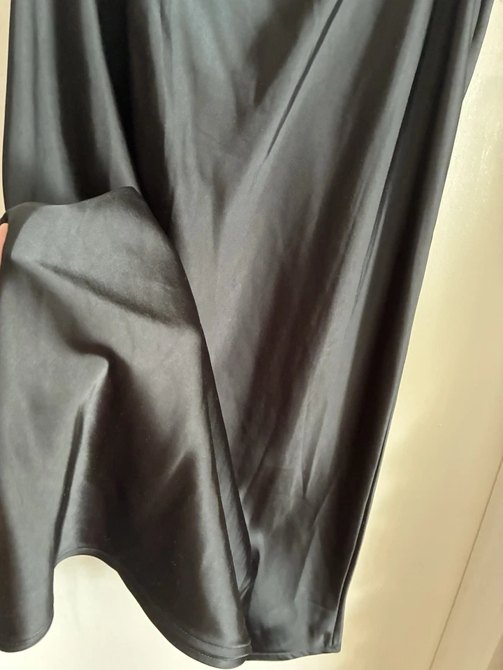 Old Navy Black Silky Side Slit Polka Dot Midi Skirt Plus Retro Pinup QUALITY 1X - Imagem 4 de 4