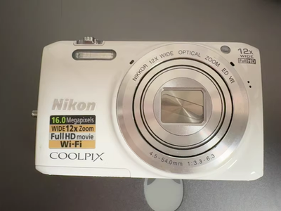 Nikon Coolpix S6800 White 16.0MP 12x Optical Zoom Compact Digital