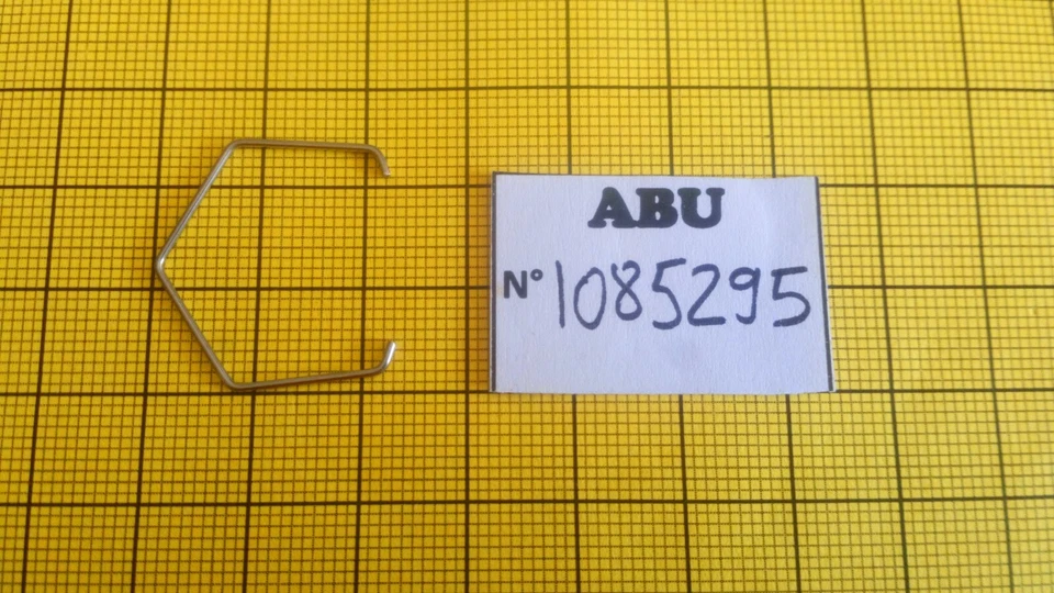PART 1085295 RETAINER RING REEL ABU GARCIA CARDINAL C103 C104 C105 C106 - Photo 1/1