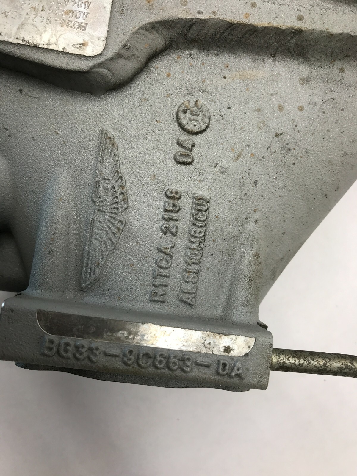 09-16 ASTON MARTIN V8 VANTAGE INTAKE MANIFOLD OEM 4.7 V8 BG33-9C663-DA