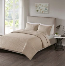510 Design Nash Khaki Quilted Coverlet Set Full/Queen