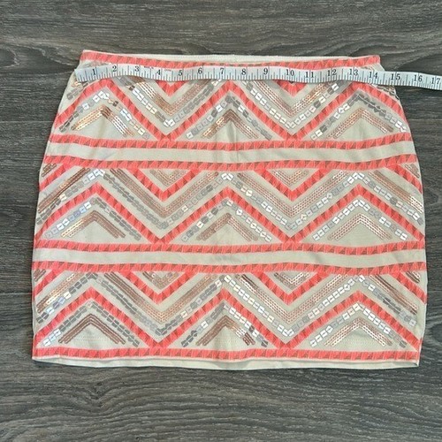 Express Skirt XS Sequin Geometric Mini Coral Metallic Silver Rose Gold Cream NWT - Picture 4 of 8