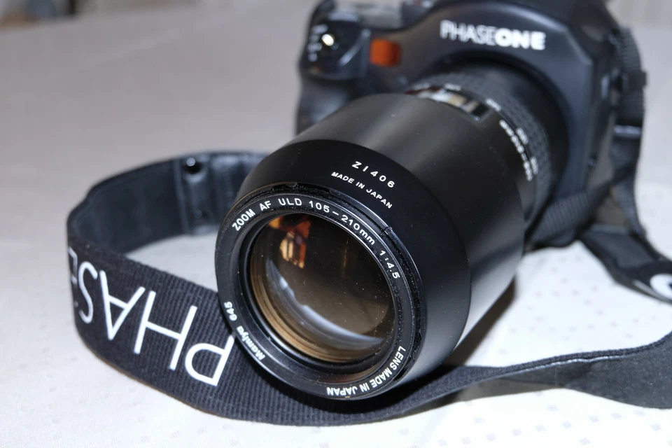 PhaseOne 645DF mit P45 Digitalback Mamiya 645 AF ULD Zoom 105-210, f1:4,5 - Bild 3 von 4