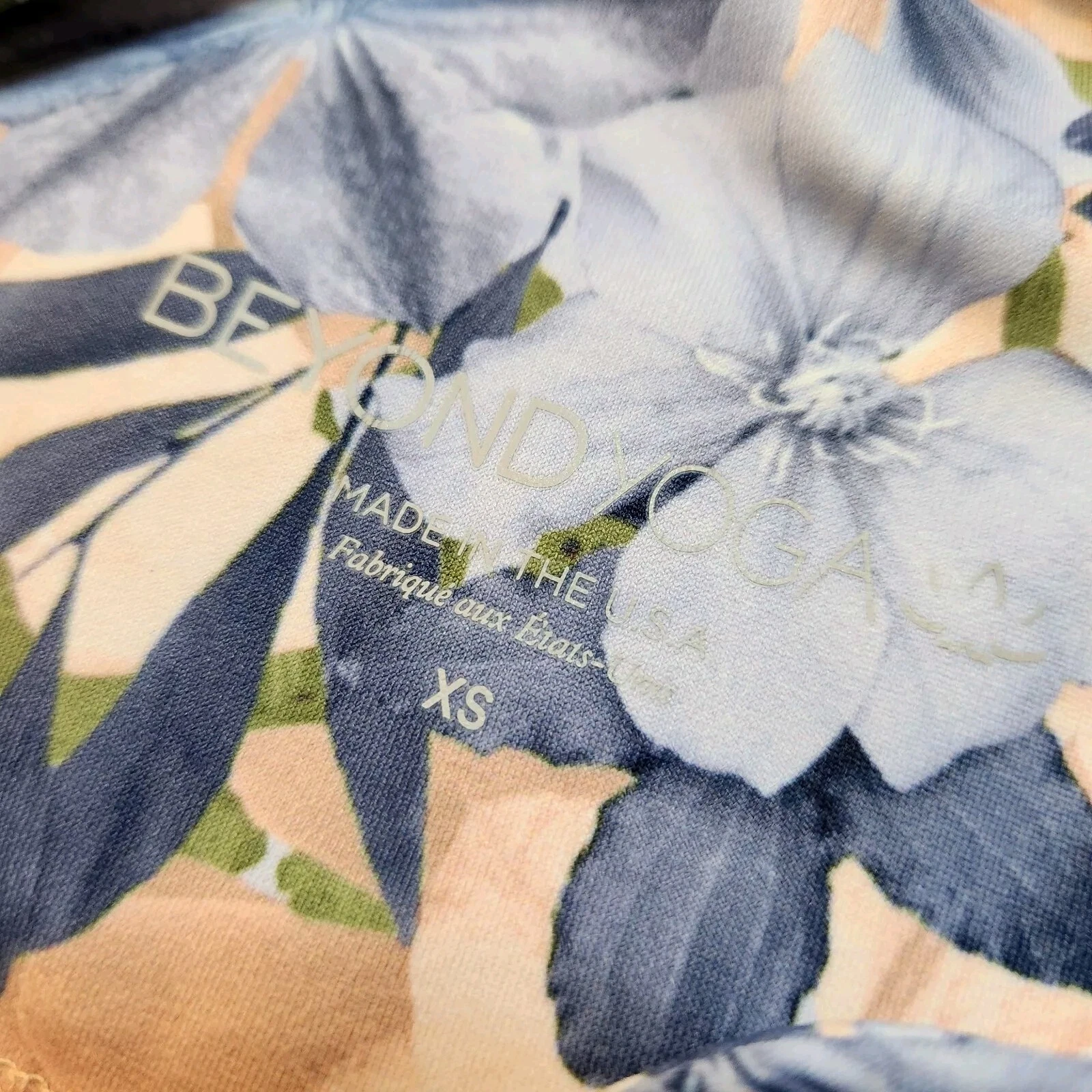 beyond-yoga olympus bouquet botanical print high waisted leggings