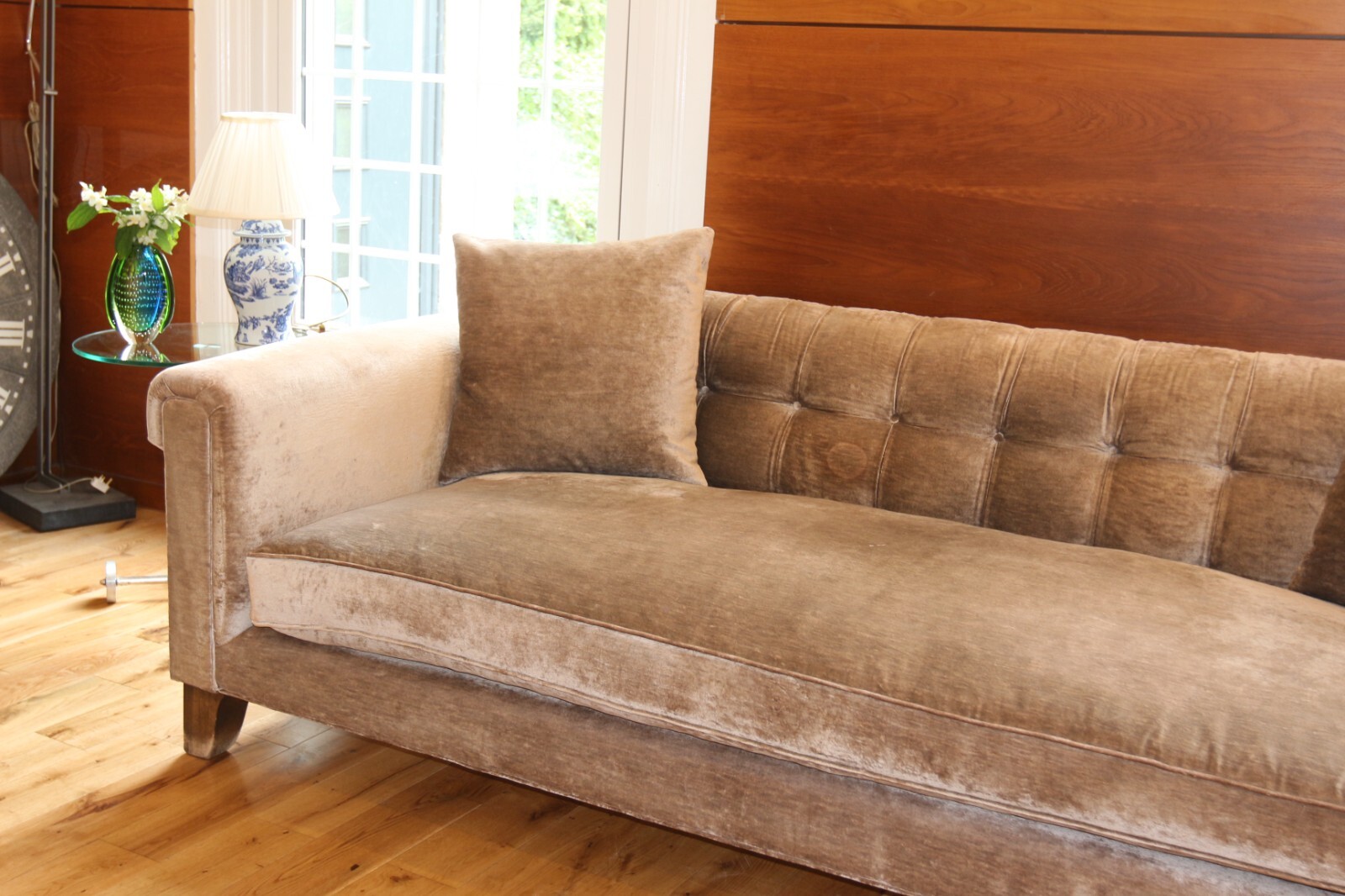 2 quality John sankey mitford model lounger grand sofas suite new