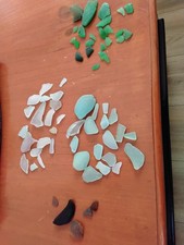 SEA GLASS. 60 PIECES