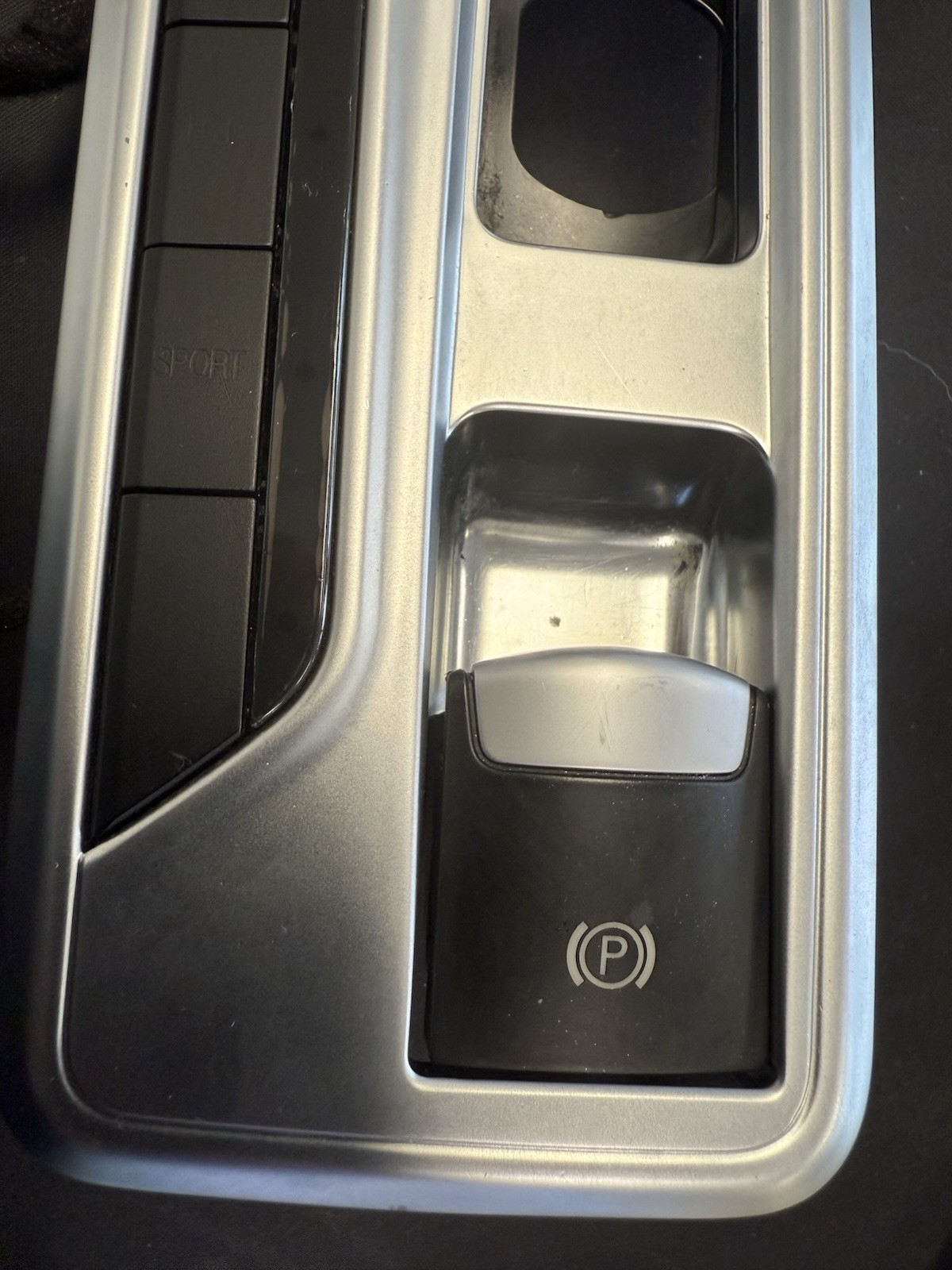 2014-2017 Maserati Ghibli Shifter Bezel & Switches 