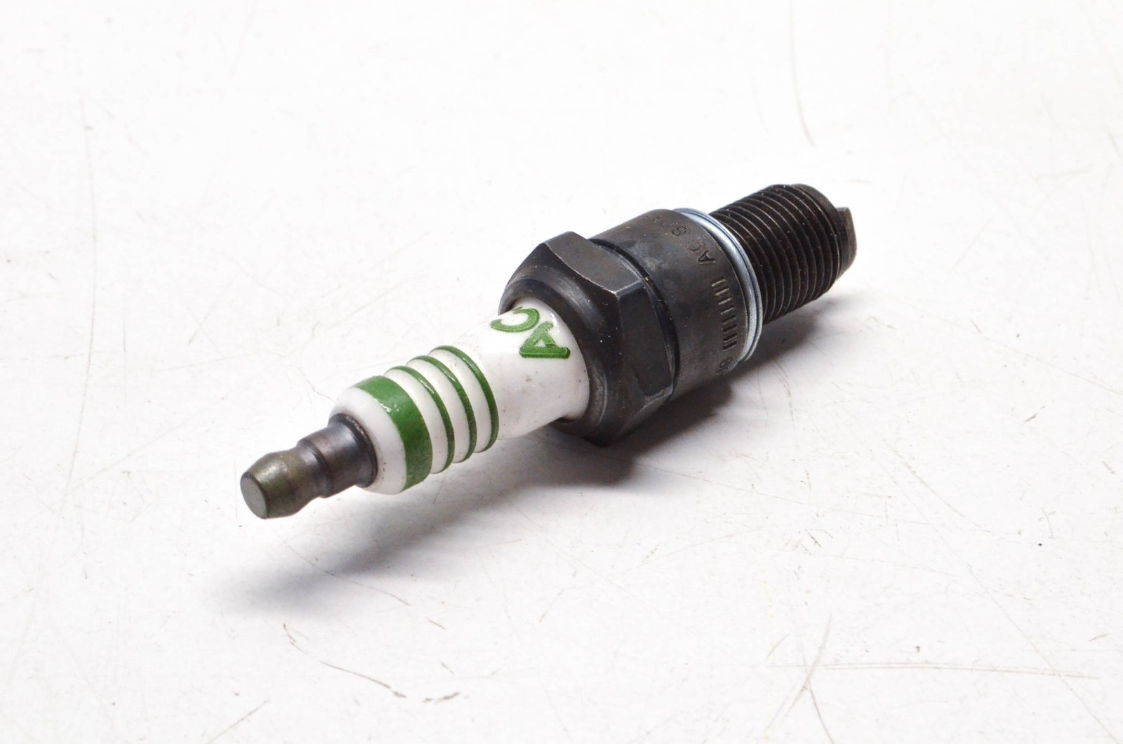 AcDelco R44XLS6 Spark Plug NOS