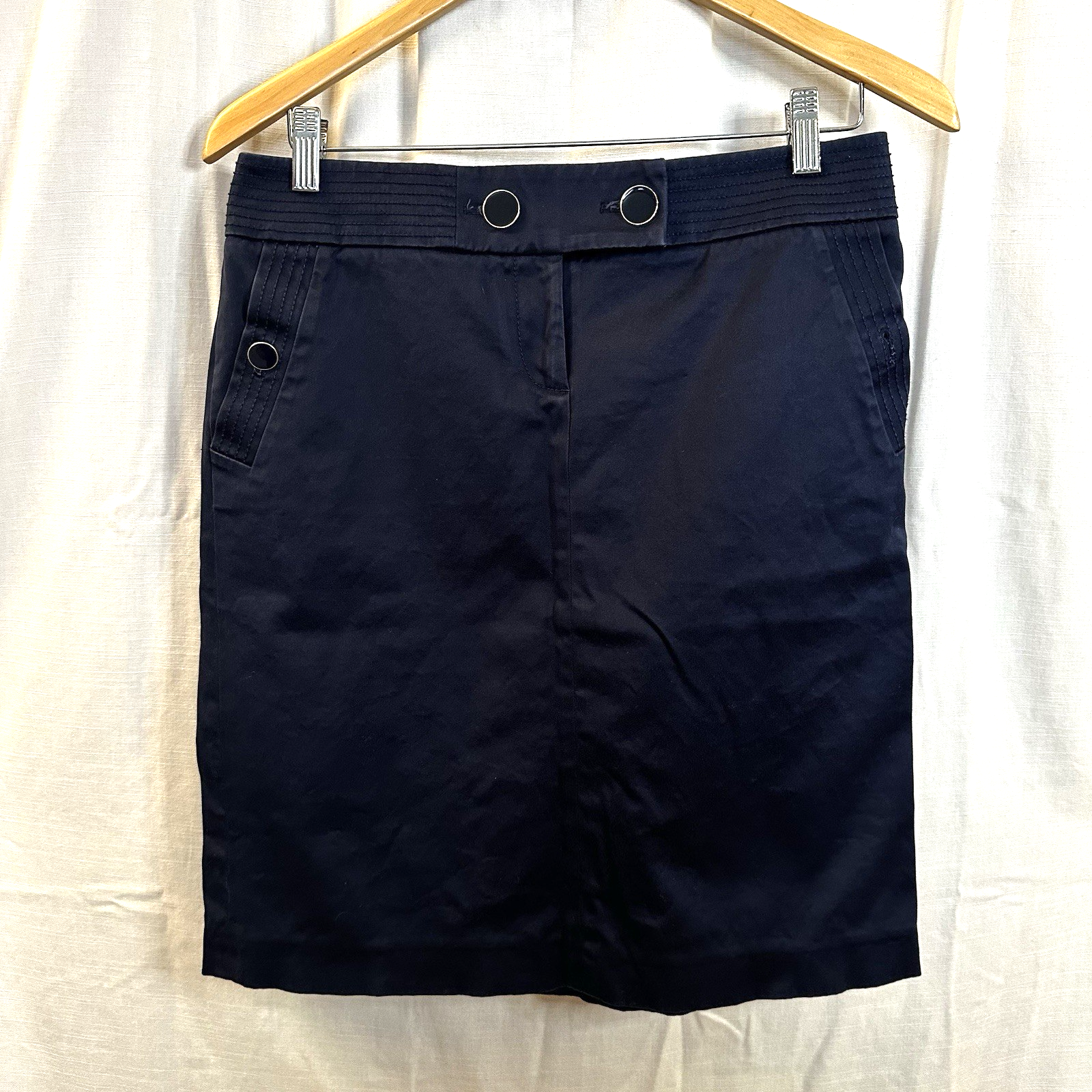 J. CREW Navy Pencil Skirt Knee Length Buttons Nautical Office Women's Size 4