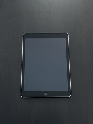 Apple iPad (5th Generation) Model-A1822 32GB Version 16.7.10 Space