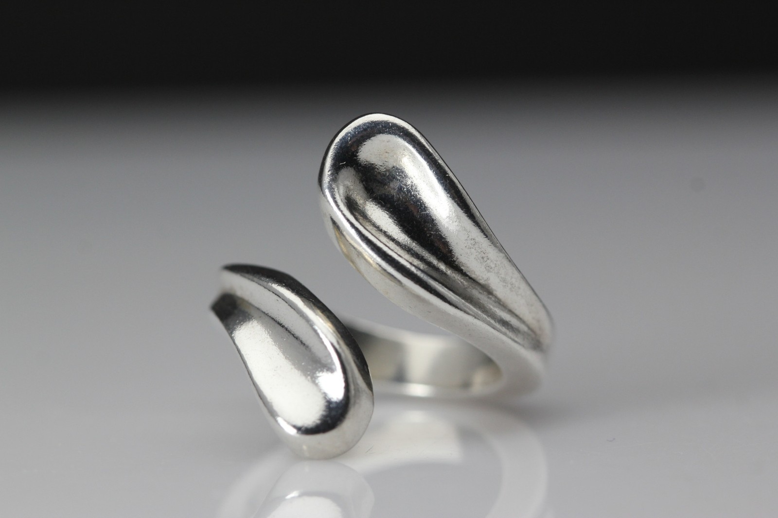 925 Sterling Silver Chunky Solid Bypass Size 6.5 … - image 10