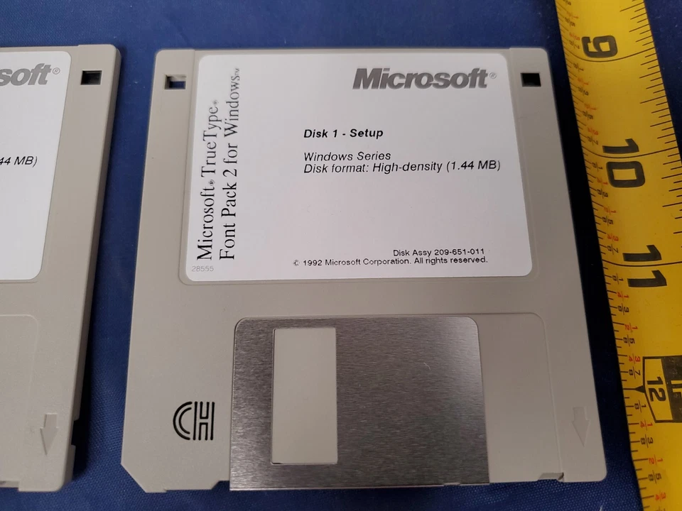 Microsoft True Type Font Pack 2 for Windows 3.5" Floppy Disk VTG 1992 - Image 2 of 4