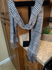 Women's 66" L x 12.5" Black White Scarf Warm Wrap Scarf U6-54