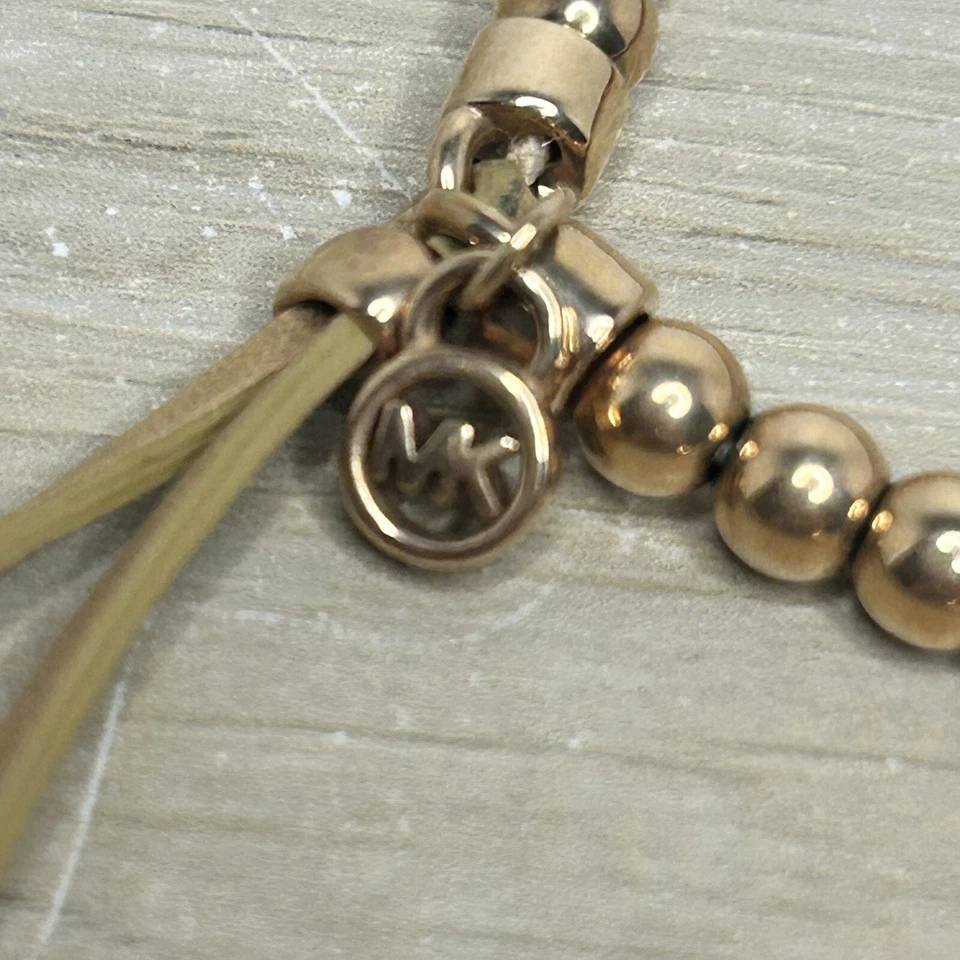 Pulsera Michael Kors Moda Tono Oro Rosa Placa Cuentas Foto 2 de 4