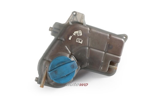 8E0121403C Audi A4 8E/B6/B7/Cabrio 8H 2.5l TDI Ausgleichbehälter Kühlwasser