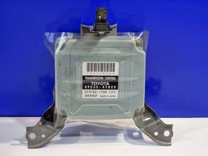 TOYOTA PRIUS Hatchback W2 Steuergerät für Verteilergetriebe 15507577