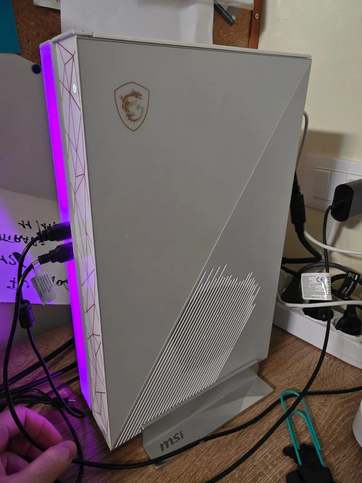 PC DESKTOP MSI CREATOR B937 - GAMING - Immagine 2 di 3