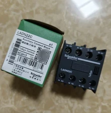 1PC NEW Schneider Auxiliary Contact Module LADN22C 2NO2NC #YY