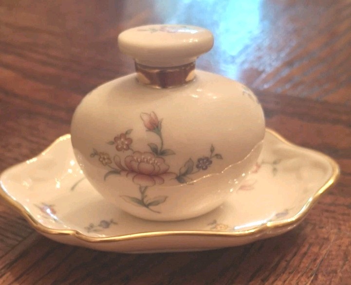 Lenox Floral Garden Porcelain Perfume Bottle & 4-3/4" Tray Made In USA Gold Trim