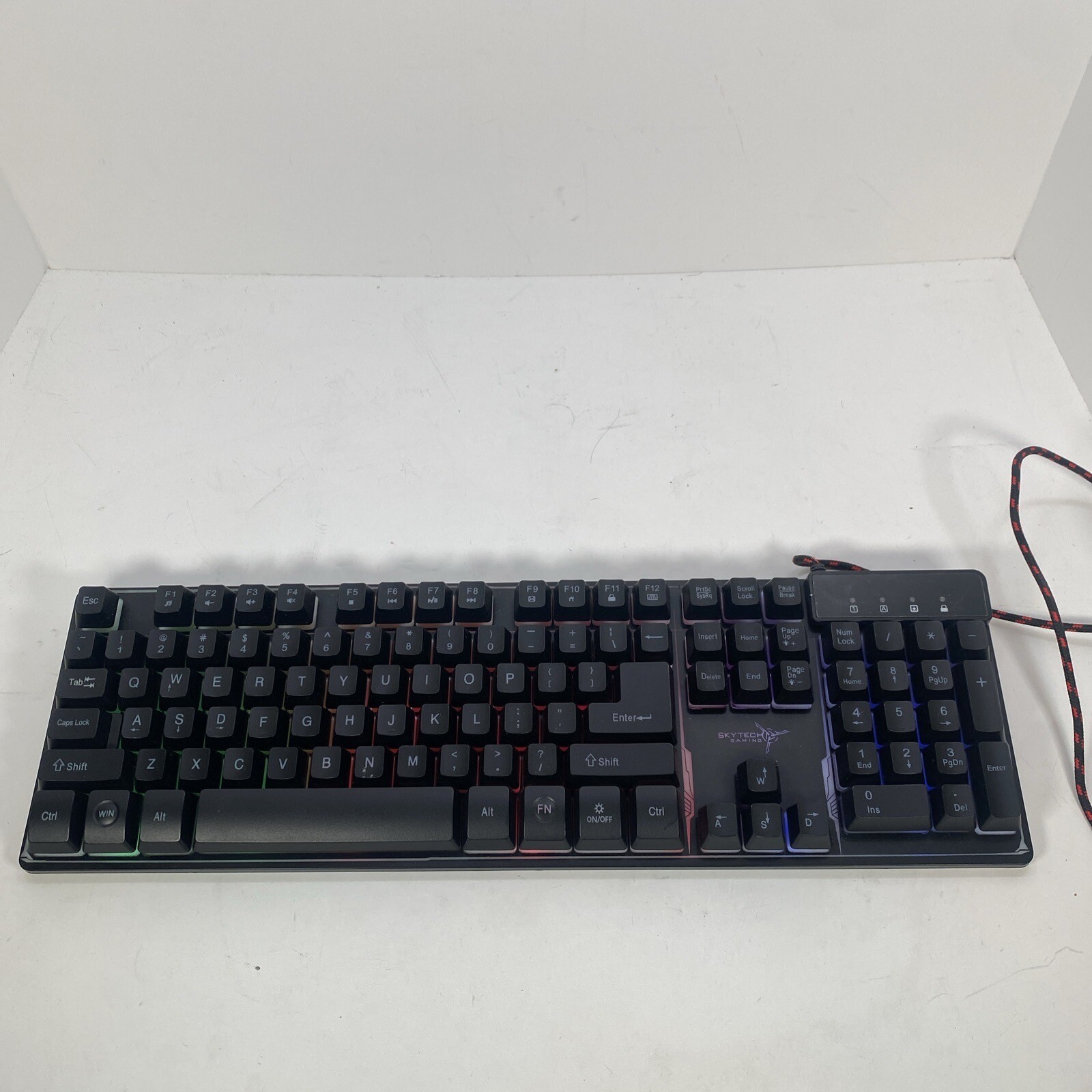 SkyTech K-1000 RGB Backlit Mechanical Gaming Keyboard Tested and Functional-image