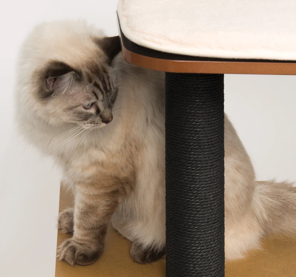 Elegante árbol para gatos Vesper con postes rascadores de cama de espuma viscoelástica y cueva para gatos Foto 2 de 4