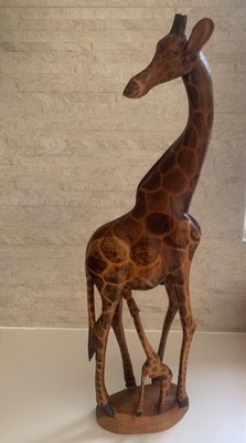 handgeschnitzte Giraffenfigur aus Holz, oft in afrikanischem Dekor 60 cm
