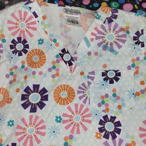 Lot of 7 Womens Printed Scrub Tops Dickies UA Scrubs Floral Christmas M L