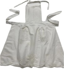 Vtg Style White Bib Apron With Battenburg Lace Trim, Pocket, Pleats, Ties Linen 