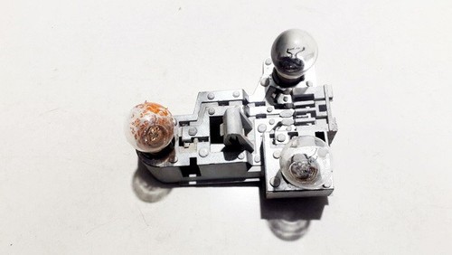 6900472 Lampenträger Rücklicht Rückleuchte innen Heckklappe  B DE862085-49