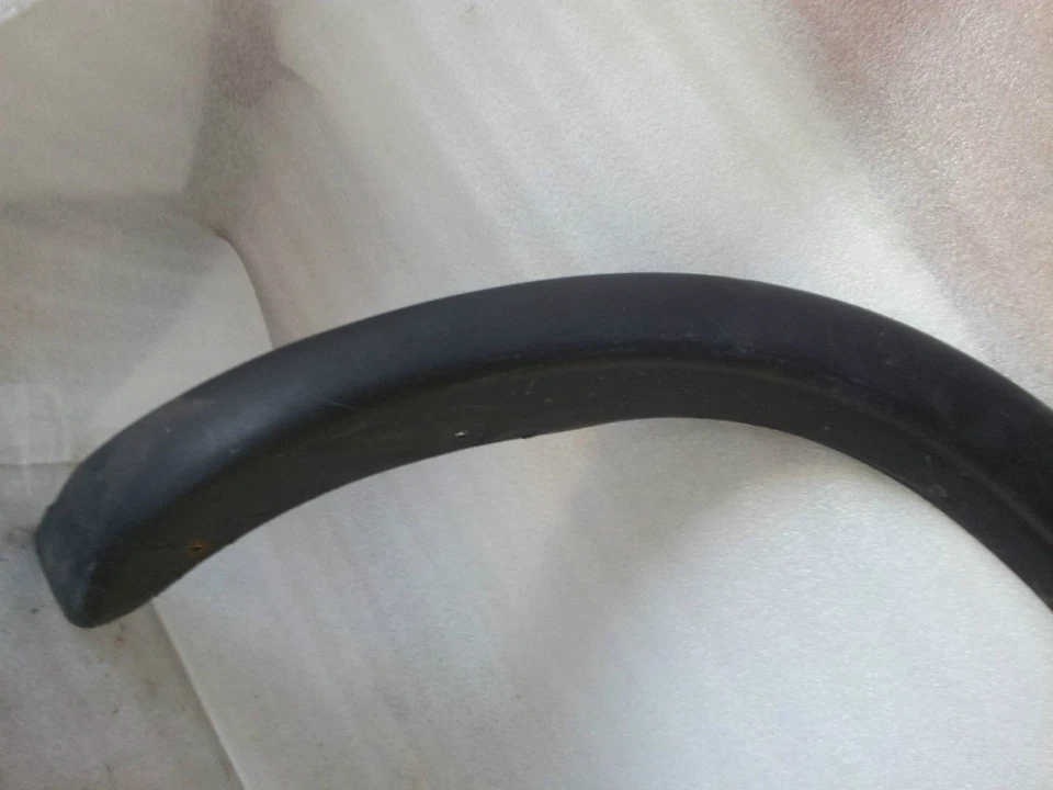 Dodge Ram 1500, 2500, 3500 2005-2007 guardabarros izquierdo acampanado 0YS21RXFAC Foto 2 de 4