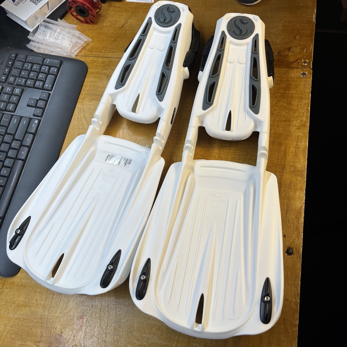 Scubapro - Seawing Supernova Fins - X-Small - White - Scuba Scubapro - Seawing Supernova Fins - X-Small - White - Scuba