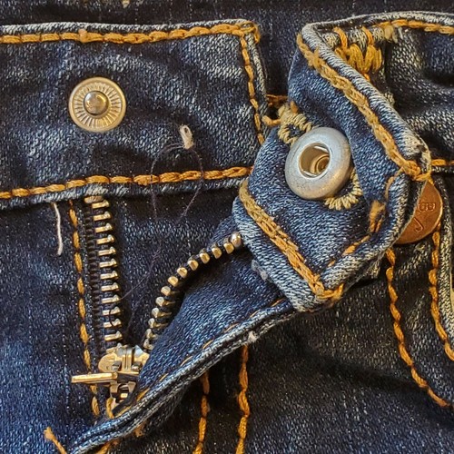 True Religion Cuffed Shorts Girls Size 6 Sophie Big T Blue Denim Snaps VGUC - Picture 4 of 7
