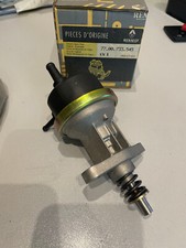 Pompe à essence Renault R21
