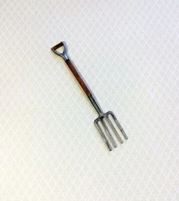 Dollhouse Spading Fork Garden Pitch Fork Sir Thomas Thumb 1:12 Scale Tool