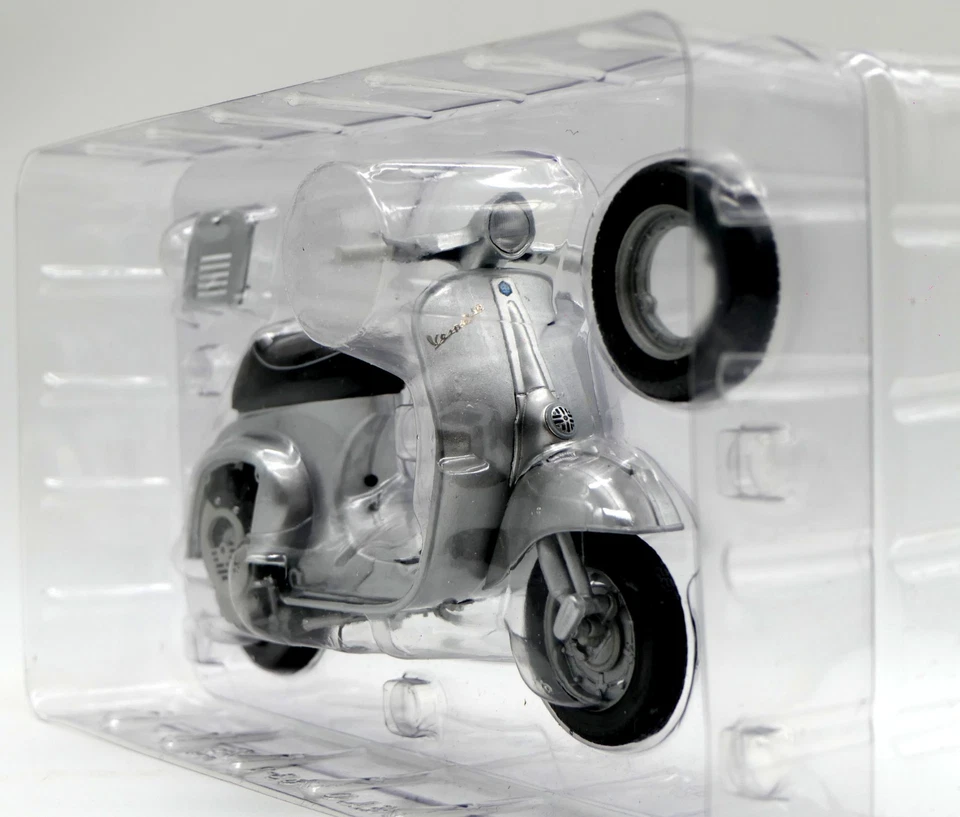 MINICHAMPS 1/12 VESPA 50  R – 1972 – SILVER  EN BOITE 122129600 TRES RARE COOL - Photo 4/4