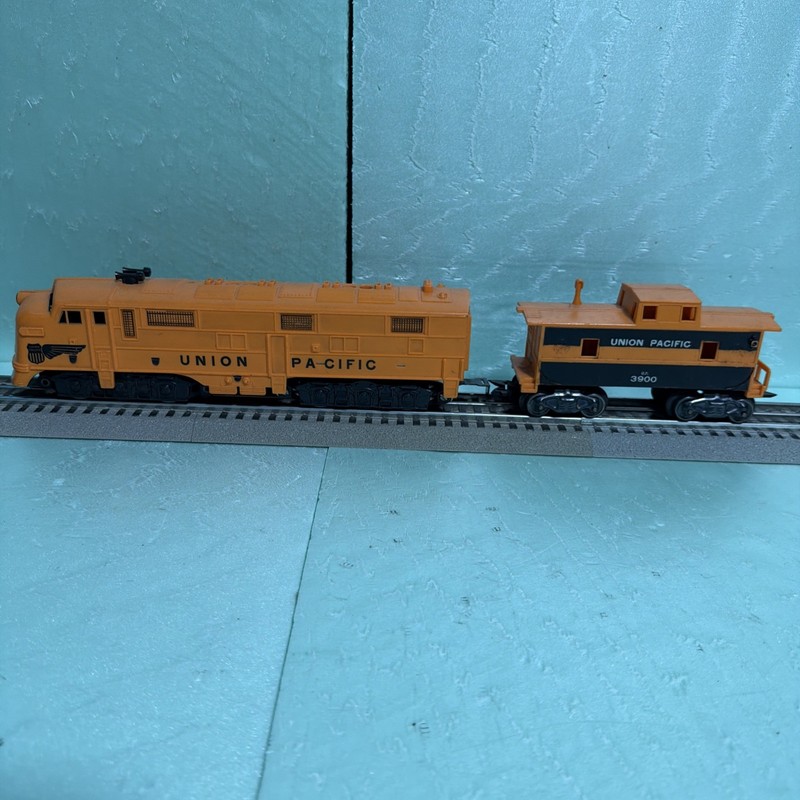 Marx 52 Vintage O Gauge Postwar Union Pacific EMD E7A Powered Diesel and caboose