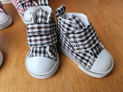 black brown basketball shoe doll paola reina amigas ruby red fashion friends