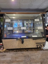Marchia MDC121 Curved Glass Countertop Refrigerated Display Case 3 Shelves
