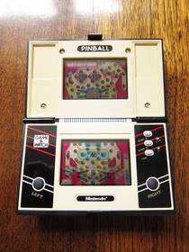 NINTENDO Pinball Game and Watch in Excellent Condition (PB-59) 1983
