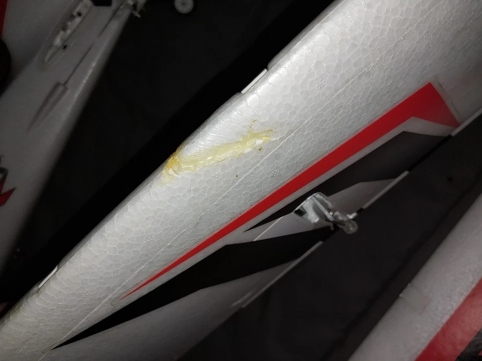 E-flite Night Timber X 1.2m BNF Basic with AS3X+ and SAFE EFL013850 - PARTS ONLY - Image 4 of 4