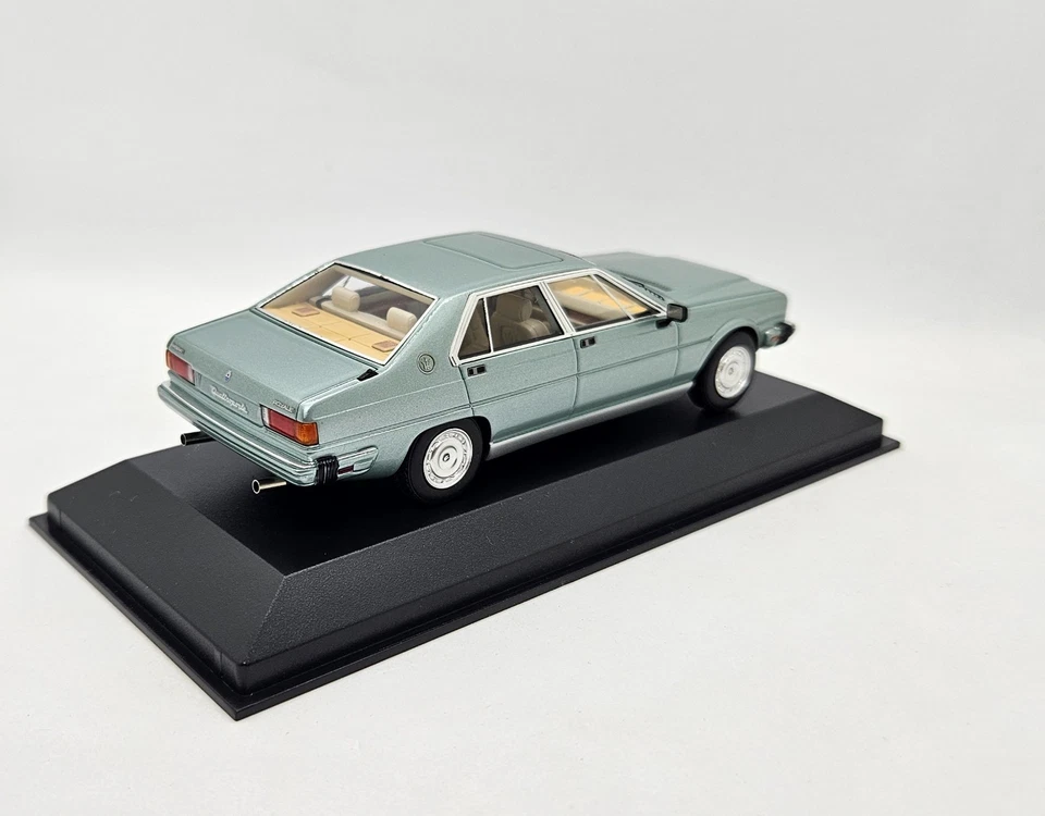 MINICHAMPS Maserati Quattroporte III Royale 1989 437123500 1:43 1/43 - Image 4 of 4