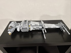 LEGO Star Wars UCS B-wing Starfighter 10227 1487pcs w/ Display Stand